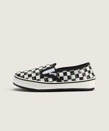 VANS（バンズ）の「スリッパ 2 / UA Slip-er 2 (CHECKERBOARD)B VN0A4UWOIB81（スリッポン）」