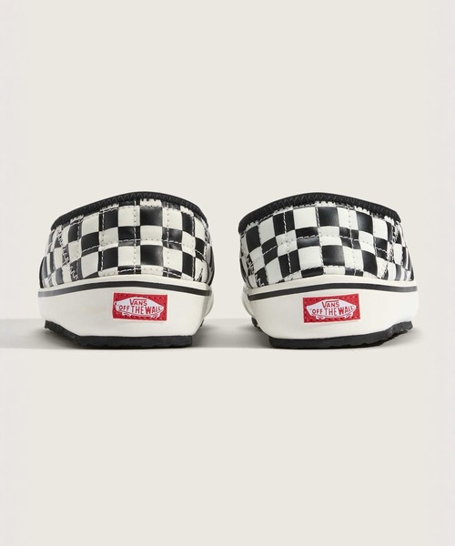 VANS(バンズ)の「スリッパー 2 / UA Slip-er 2 (CHECKERBOARD)B VN0A4UWOIB81(スリッポン・メンズ・ブラック×ホワイト・5/6/7/8/9/10/11/12/13/4)」の4枚目の写真