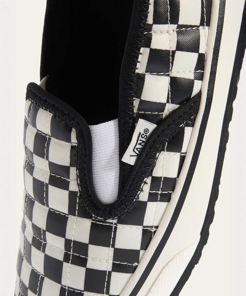 VANS(バンズ)の「スリッパー 2 / UA Slip-er 2 (CHECKERBOARD)B VN0A4UWOIB81(スリッポン・メンズ・ブラック×ホワイト・5/6/7/8/9/10/11/12/13/4)」の5枚目の写真