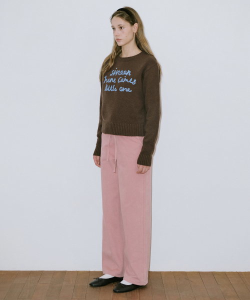 SINOON(シヌーン)の「Lettering Pullover Knit (Deep Brown)(ニット/セーター・レディース・ダークブラウン・FREE)」の3枚目の写真