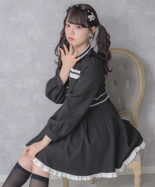 ROJITA(ロジータ)の「リボンテープフリルワンピース(ワンピース・レディース・ブラック/マルチ/アイボリー・FREE)」の20枚目の写真