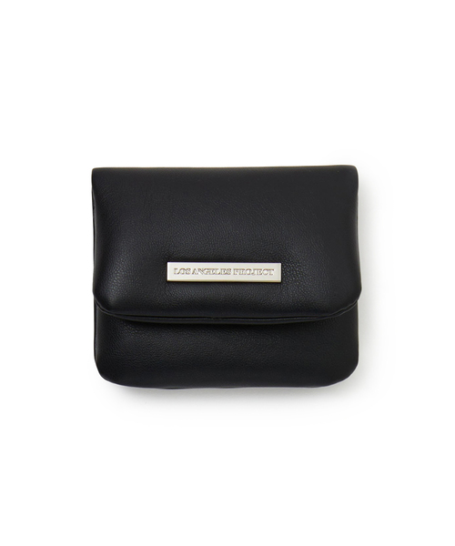 LAP(ラップ)の「FLAT MINI CROSS BAG AR7AB442(メッセンジャーバッグ・レディース・ブラック/シルバー・FREE)」の1枚目の写真