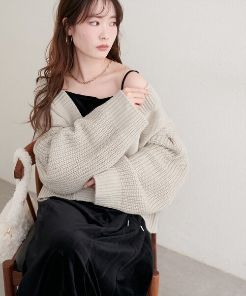 natural couture（ナチュラルクチュール）の「ざっくり編みカーディガン（カーディガン/ボレロ・レディース・イエロー/オフホワイト/グレイッシュベージュ・FREE）」の2枚目の写真