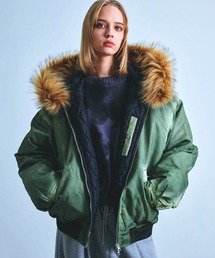 Revo. | 【ファーが取り外し可能な2WAY仕様】ヴィンテージ加工 ヘビーナイロンツイル ボンバージャケット 薄中綿入り［UNISEX］(ブルゾン)