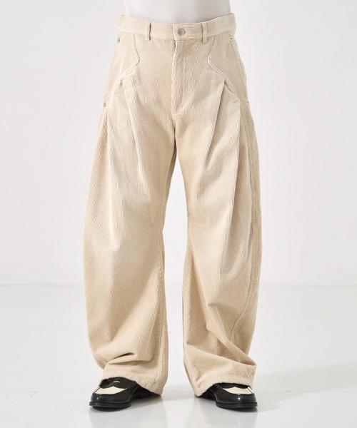 CONZ（コンズ）の「CORDUROY CURVED LEG PANTS（スラックス・メンズ・ダークグレー/ブラック/ライトベージュ・1/2/3）」の18枚目の写真