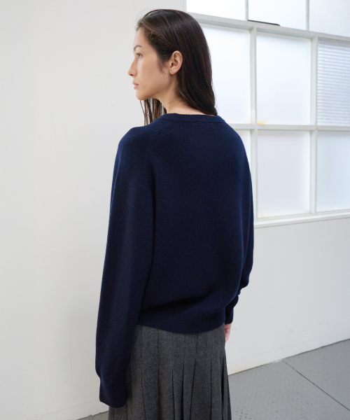 LEVAR（レバー）の「Whenever Wool Raglan Knit - Navy（ニット/セーター・レディース・その他・F）」の3枚目の写真