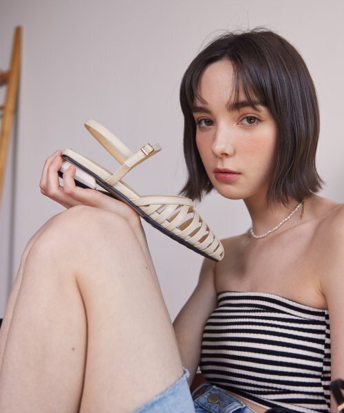 CESTI（セスティ）の「ステップシースルースリングバックサンダル (ベージュ)（サンダル・レディース・ベージュ・22.5cm/23cm/23.5cm/24cm/24.5cm/25cm）」の8枚目の写真