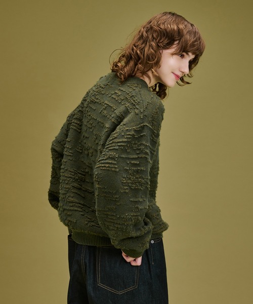 WETTEMPT(ウィテンプト)の「LOOPED JACQUARD TEXTURE KNIT / ループドジャカードテクスチャーニット(ニット/セーター・メンズ・カーキ/レッド・SMALL/MEDIUM/LARGE)」の7枚目の写真