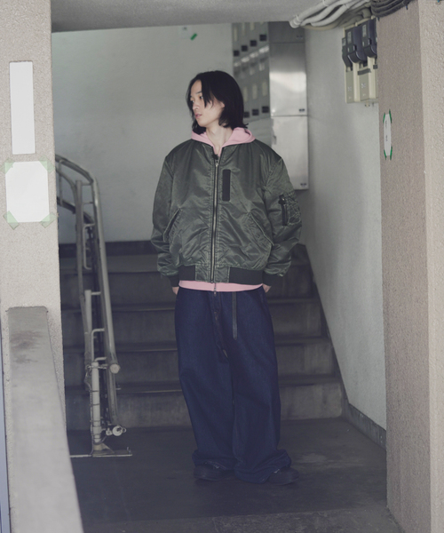 JOINT WORKS(ジョイントワークス)の「フェードナイロン パッファー MA-1 / Faded Nylon Puffer MA-1(MA-1・メンズ・ブラウン/ブラック・MEDIUM/LARGE)」の7枚目の写真