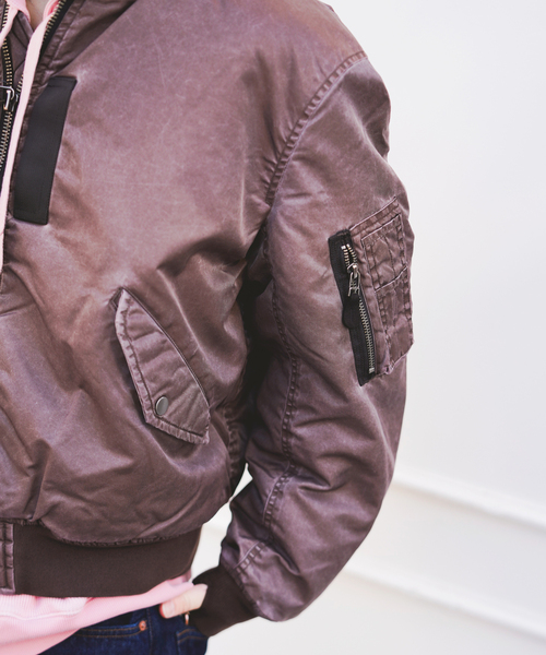 JOINT WORKS(ジョイントワークス)の「フェードナイロン パッファー MA-1 / Faded Nylon Puffer MA-1(MA-1・メンズ・ブラウン/ブラック・MEDIUM/LARGE)」の18枚目の写真