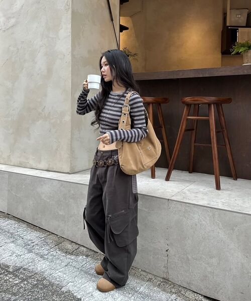 OURSAYSOUR(アワーセイアワー)の「スターチェック配色スタッズカーゴパンツブラウン(その他パンツ・レディース・ダークブラウン・MEDIUM/LARGE)」の19枚目の写真