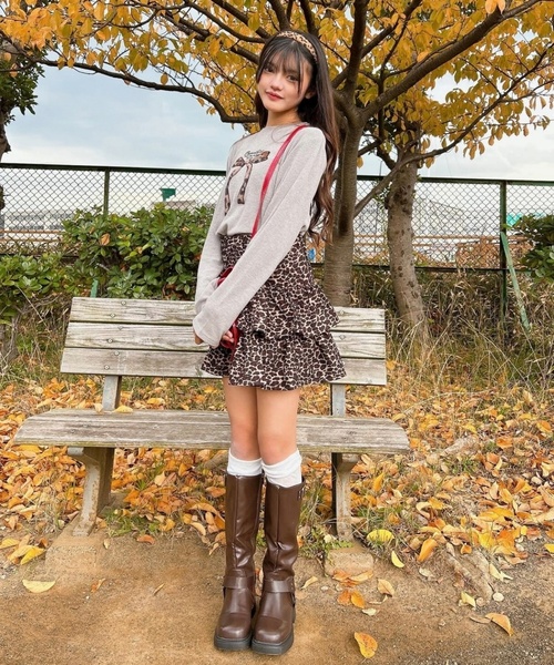 by LOVEiT（バイラビット）の「リボンパッチ長袖Tシャツ（Tシャツ/カットソー・キッズ・ブラック/グレー系/オフホワイト/ラベンダー・130cm/160cm/120cm/140cm/150cm）」の7枚目の写真