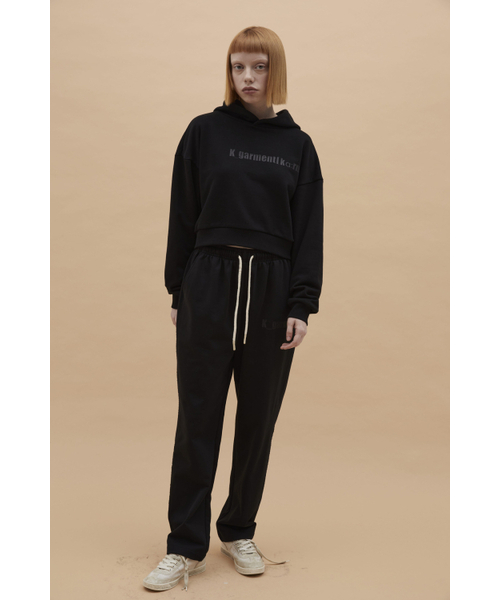 K-GARMENT(カメント)の「W クロップフードパーカー ブラック(パーカー・レディース・その他・SMALL/X-SMALL)」の1枚目の写真