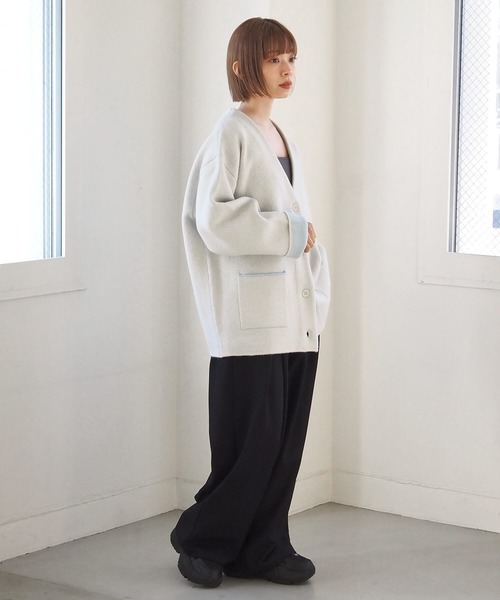 tiptop（ティップトップ）の「Wフェイス配色Vネックカーディガン（カーディガン/ボレロ・レディース・アイボリー/グレー/チャコールグレー/ピンク・FREE）」の11枚目の写真