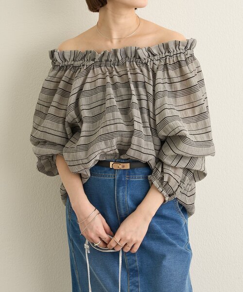 Omekashi（オメカシ）の「オフショルブラウス（シャツ/ブラウス・レディース・オフホワイト/ブラック・FREE）」の15枚目の写真