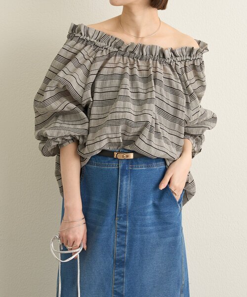 Omekashi（オメカシ）の「オフショルブラウス（シャツ/ブラウス・レディース・オフホワイト/ブラック・FREE）」の17枚目の写真