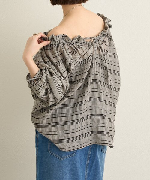 Omekashi（オメカシ）の「オフショルブラウス（シャツ/ブラウス・レディース・オフホワイト/ブラック・FREE）」の18枚目の写真