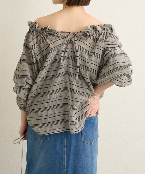 Omekashi（オメカシ）の「オフショルブラウス（シャツ/ブラウス・レディース・オフホワイト/ブラック・FREE）」の19枚目の写真