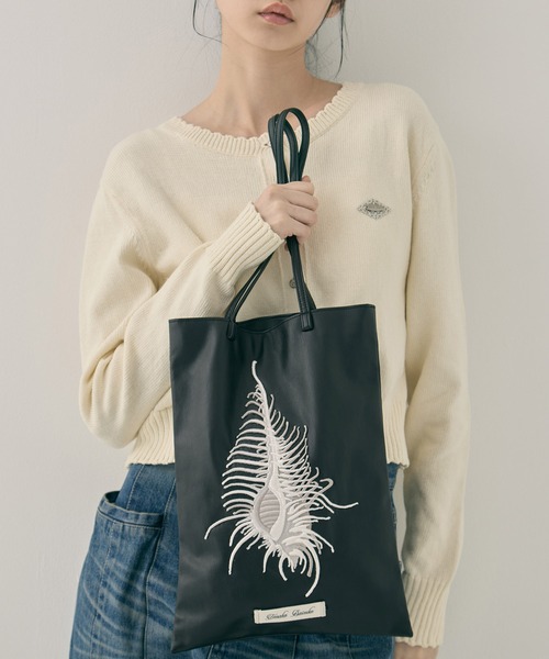 tanakadaisuke(タナカダイスケ)の「【tanakadaisuke/タナカダイスケ】AKKIGAI leather bag/アッキガイレザーバッグ(トートバッグ・レディース・ブラック・FREE)」の13枚目の写真