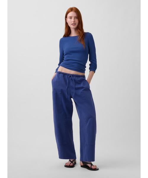 GAP(ギャップ)の「イージー ウエスト ダブルニー バレルパンツ(その他パンツ・レディース・ブラック/イエロー/ブルー・XS/S/XXS/M/L)」の4枚目の写真