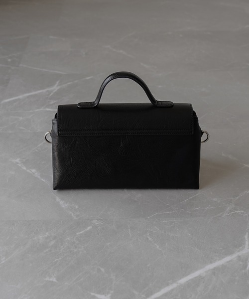 ELLUV（エルブ）の「【ELLUV/エルヴ】バーティカルメタルバックル ハンドルショルダーバッグ（ショルダーバッグ・メンズ・ブラック/ブラウン系その他/ブラック系その他・FREE）」の13枚目の写真