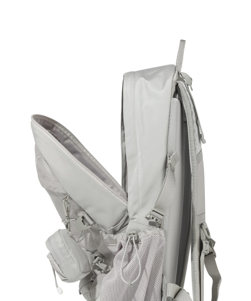 COVERNAT（カバーナット）の「ライトストリングバックパック Ecru（バックパック/リュック・レディース・その他・FREE）」の9枚目の写真