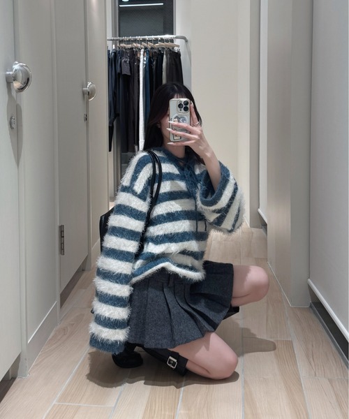 nemne store(ネンネストア)の「スキッパーボーダーニット(ニット/セーター・レディース・ブラック系/ブルー系・フリー)」の1枚目の写真