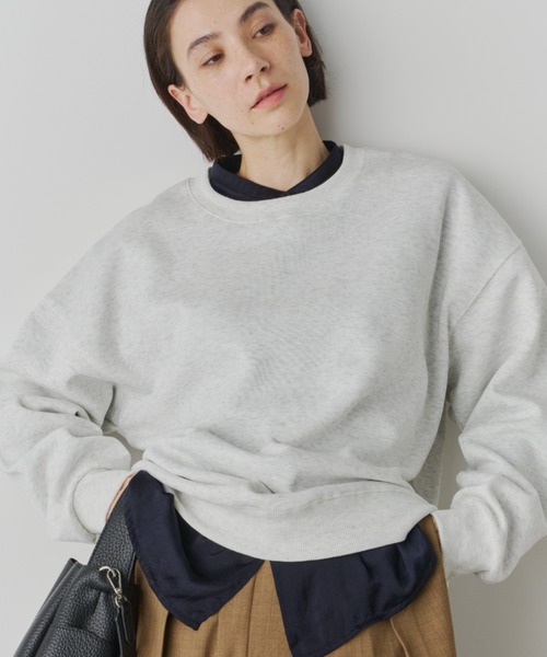 Libra Cue(リブラ キュー)の「オーバーシルエットスウェット(スウェット・レディース・ライトグレー/ブラック/アイボリー/ブルー/レッド・FREE)」の4枚目の写真