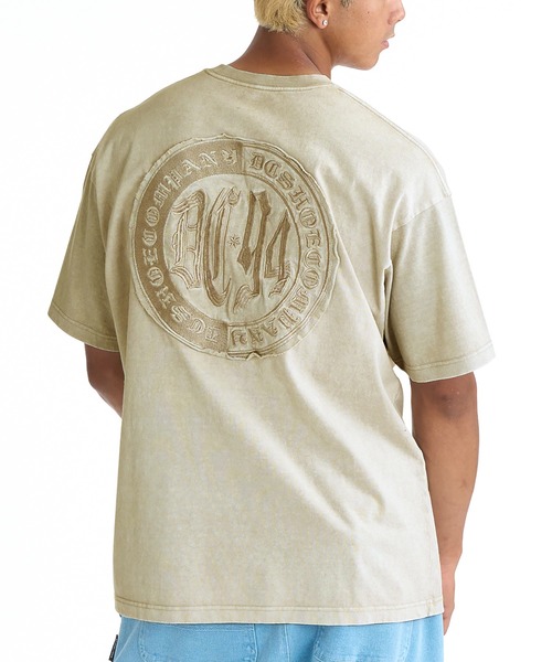 DC(ディーシー)の「DC/ディーシー 半袖 Tシャツ ロゴ バックプリント DST261024(Tシャツ/カットソー・メンズ・スミクロ/ダークネイビー/ライトベージュ・M/2XL/XL/L)」の3枚目の写真