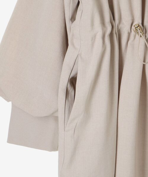 le.coeur blanc（ルクールブラン）の「タンブラーオックスノーカラーコート（ノーカラーコート・レディース・グレイッシュベージュ/サックスブルー/ネイビー・38）」の5枚目の写真