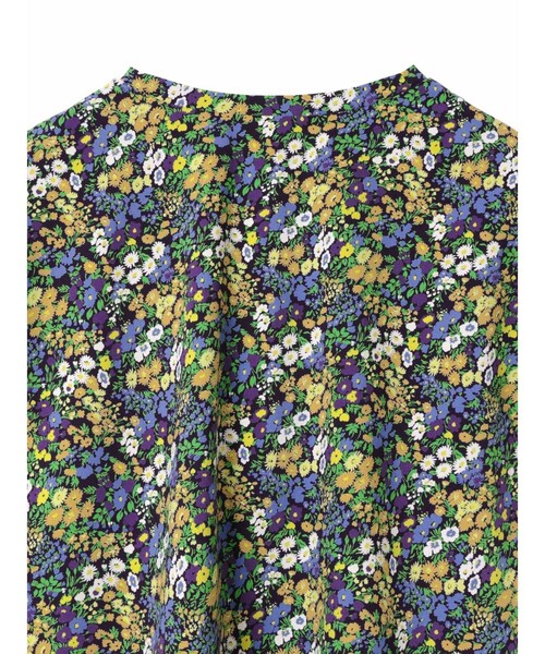 mizuiroind(ミズイロインド)の「mizuiro ind フラワープリントフレンチスリーブプルオーバー(Tシャツ/カットソー・レディース・ブラック/ネイビー・FREE)」の17枚目の写真