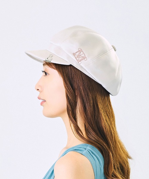 CA4LA(カシラ)の「THE MET VINTAGE LOGO CASQUETTE(キャスケット・レディース・ライトベージュ/ブラック・ONESIZE)」の4枚目の写真