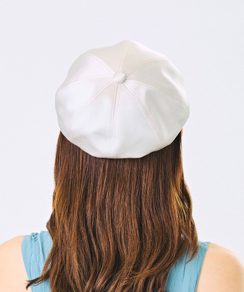 CA4LA(カシラ)の「THE MET VINTAGE LOGO CASQUETTE(キャスケット・レディース・ライトベージュ/ブラック・ONESIZE)」の5枚目の写真