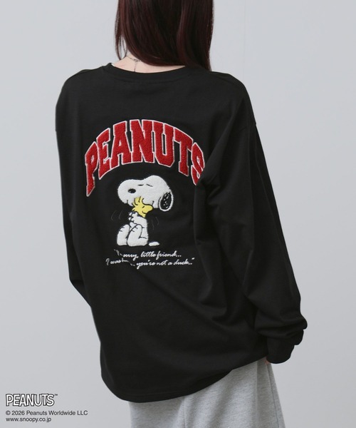 PEANUTS(ピーナッツ)の「【PEANUTS/ピーナッツ】刺繍 クルーネック 長袖Tシャツ(Tシャツ/カットソー・メンズ・ブラック/ピンク・S/M/L/XL)」の1枚目の写真