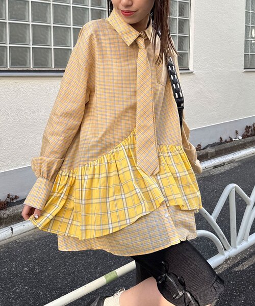 CIAOPANIC(チャオパニック)の「ネクタイ付きティアードチュニックシャツワンピース(シャツ/ブラウス・レディース・ブルー/サックスブルー/イエロー/グリーン/ホワイト/ピンク/ベージュ・ONE SIZE)」の6枚目の写真