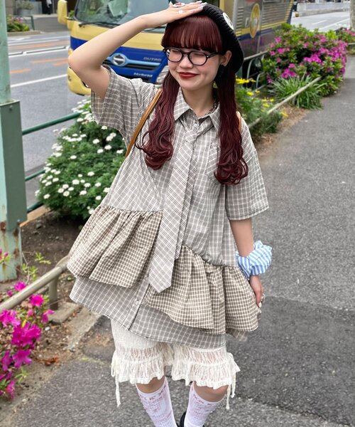 CIAOPANIC（チャオパニック）の「【長袖/半袖展開】ネクタイ付きティアードチュニックシャツワンピース（シャツ/ブラウス・レディース・ブルー/サックスブルー/イエロー/グリーン/ホワイト/ピンク/ベージュ/グレー/ベージュ系その他/ブラック・ONE SIZE/0）」の15枚目の写真