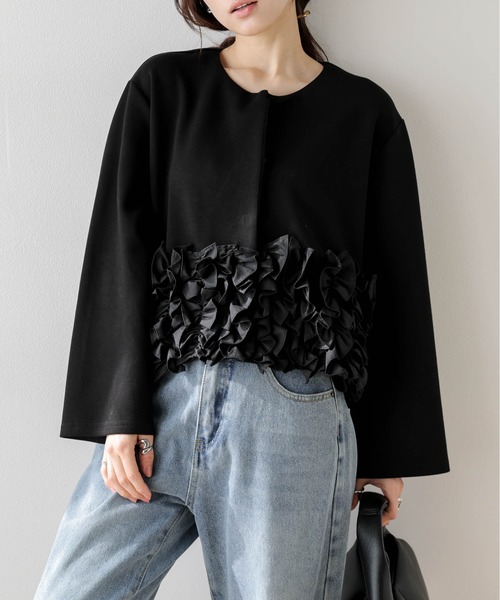 AMELY(エミリー)の「フリルヘム ノーカラージャケット(ノーカラージャケット・レディース・ブラック/グレー/ベージュ・フリー)」の9枚目の写真