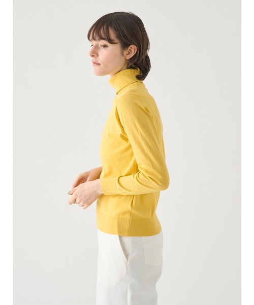 JOHN SMEDLEY(ジョンスメドレー)の「タートルネック長袖コットンニットプルオーバー(ニット/セーター・レディース・イエロー系その他2・S/M)」の9枚目の写真