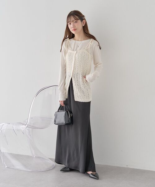 earth music&ecology(アースミュージックアンドエコロジー)の「【2026SS】透かし編みニットキャミビスチェ(ベスト・レディース・グレー/アイボリー/ライトグレー・FREE)」の8枚目の写真