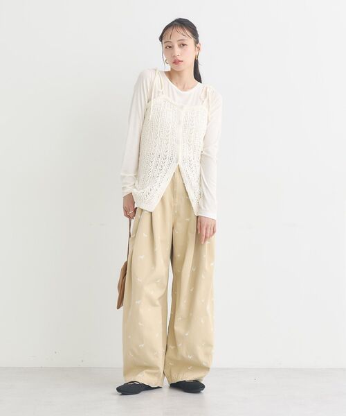earth music&ecology(アースミュージックアンドエコロジー)の「【2026SS】透かし編みニットキャミビスチェ(ベスト・レディース・グレー/アイボリー/ライトグレー・FREE)」の11枚目の写真