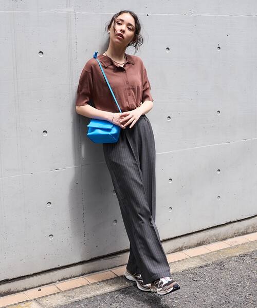 FREAK'S STORE(フリークスストア)の「接触冷感/UVカット LINEN TOUCH タック イージーパンツ/リネンタッチ(スラックス・レディース・グレー/ブラック/ベージュ/ネイビー・MEDIUM/SMALL)」の6枚目の写真