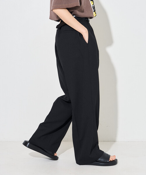 FREAK'S STORE(フリークスストア)の「接触冷感/UVカット LINEN TOUCH タック イージーパンツ/リネンタッチ(スラックス・レディース・グレー/ブラック/ベージュ/ネイビー・MEDIUM/SMALL)」の19枚目の写真