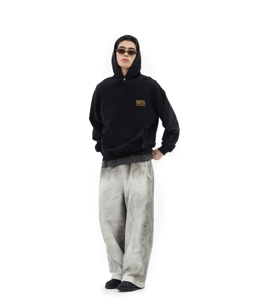DEFGARMENTS（デフグラメンツ）の「CRACK LOGO SWEAT HOOD [BLACK]（パーカー・レディース・その他・MEDIUM/LARGE）」の3枚目の写真