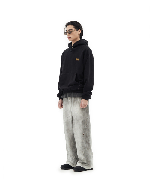 DEFGARMENTS（デフグラメンツ）の「CRACK LOGO SWEAT HOOD [BLACK]（パーカー・レディース・その他・MEDIUM/LARGE）」の4枚目の写真