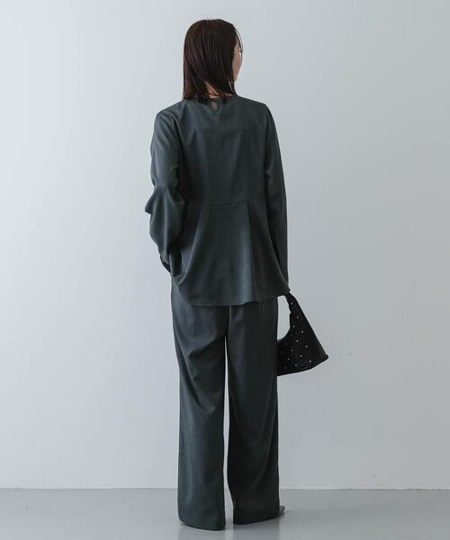 SENSE OF PLACE by URBAN RESEARCH（センスオブプレイスバイアーバンリサーチ）の「フリルトップパンツセットアップ（スラックス・レディース・ベージュ/ブラック/チャコールグレー・SMALL/MEDIUM）」の21枚目の写真