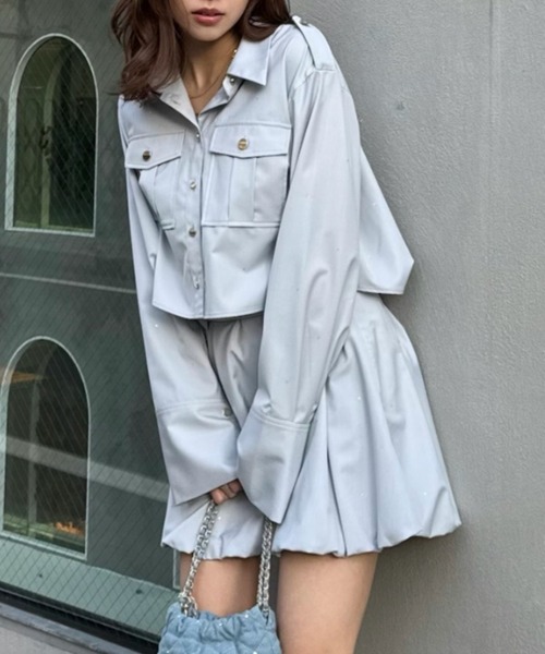 rienda(リエンダ)の「ワークディティールクロップドシャツ 春服(シャツ/ブラウス・レディース・ライトブルー/マルチ/イエロー・FREE)」の2枚目の写真