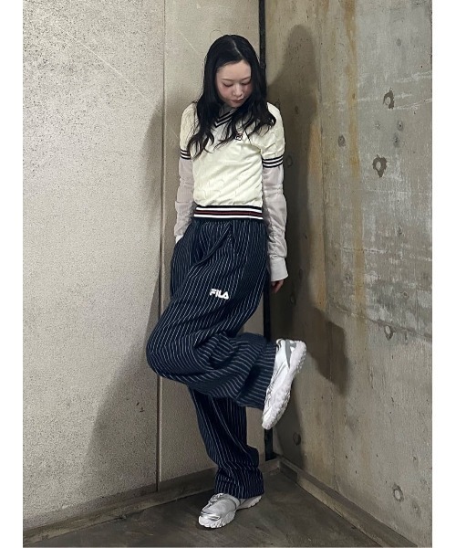 SLY(スライ)の「FILA ECHAPPE MS v2 フィラエシャッペエムエスブイツー 春服(スニーカー・レディース・ホワイト・25cm/24cm/23cm)」の14枚目の写真