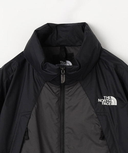 FREAK'S STORE(フリークスストア)の「限定展開 THE NORTH FACE/ザ・ノース・フェイス チムニーウインドジャケット(メンズ)(ナイロンジャケット・メンズ・チャコールグレー/ブラック・SMALL/MEDIUM/LARGE/X-LARGE/XX-LARGE)」の5枚目の写真