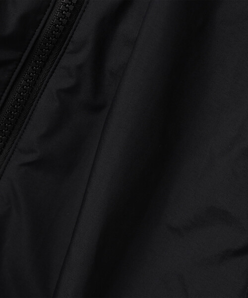 FREAK'S STORE(フリークスストア)の「限定展開 THE NORTH FACE/ザ・ノース・フェイス チムニーウインドジャケット(メンズ)(ナイロンジャケット・メンズ・チャコールグレー/ブラック・SMALL/MEDIUM/LARGE/X-LARGE/XX-LARGE)」の15枚目の写真
