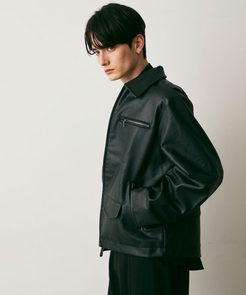 Shoowtime(ショウタイム)の「Cropped Synthetic leather Jacket / クロップド丈合成皮革ブルゾン(ブルゾン・メンズ・ブラック・MEDIUM/LARGE/X-LARGE)」の7枚目の写真